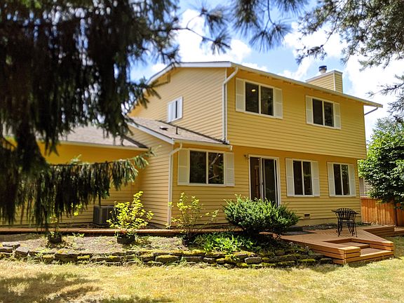 2nd image of 12620 NE 114th Pl