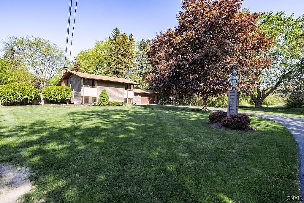 231 Maple Ln, North Syracuse, NY 13212 Zillow