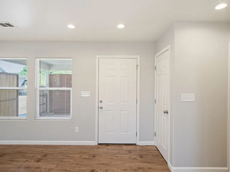 15603 W August Ave #C — Photo 10