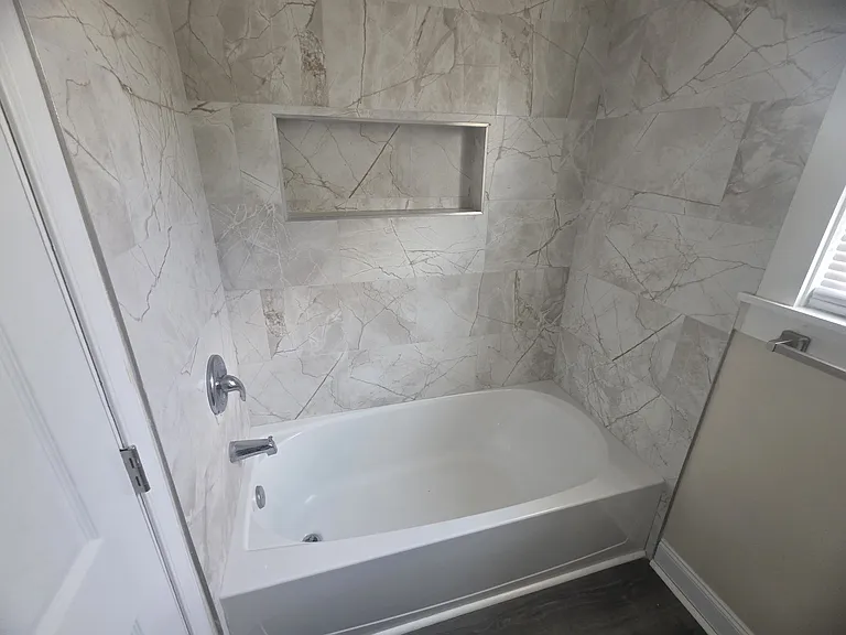 844 Forest St — Photo 31