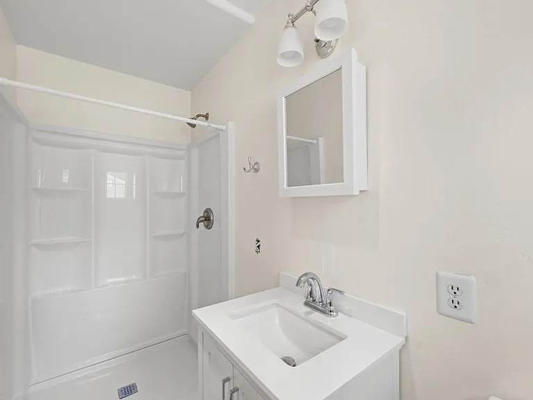 1251 Rees Rd — Photo 26