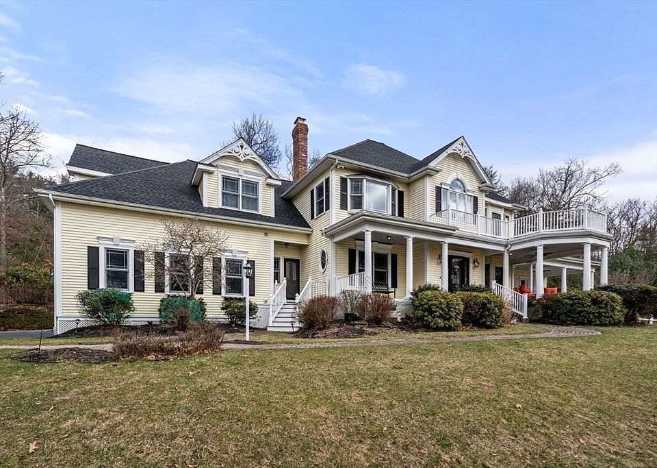 95 Warren St, Upton, MA 01568 Zillow