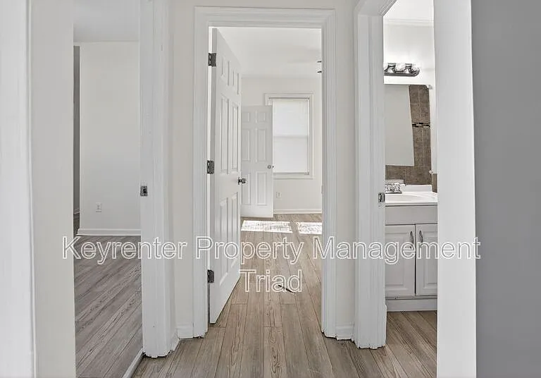 2405 Freeman Mill Rd — Photo 25