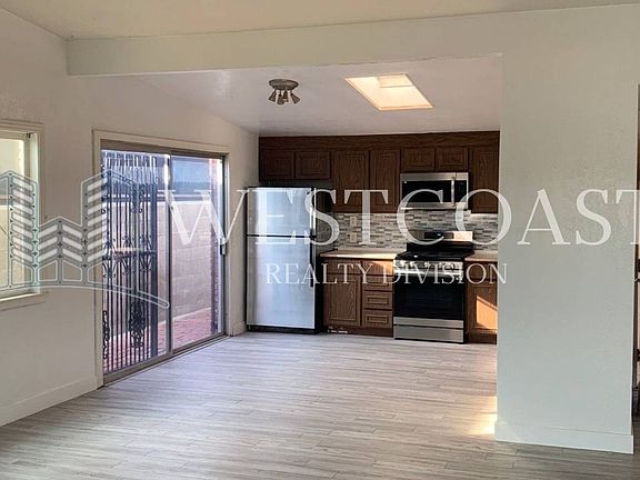 2nd image of 9523 Yolanda Ave