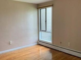 315 Neponset St APT 46, Norwood, MA 02062