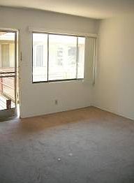 5th image of 1311 N Fairfax Ave APT 10