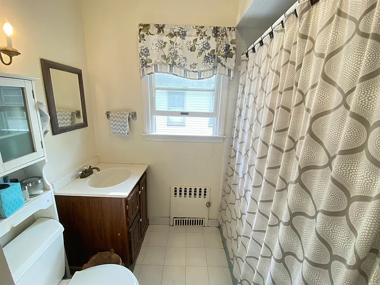 36 Walnut St #2 — Photo 6