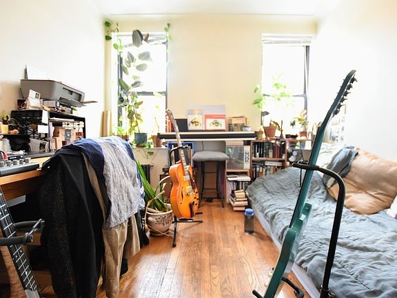 5th image of 23-33 32nd St #2