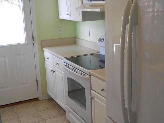 5th image of 107 Givens Ln Suite 203