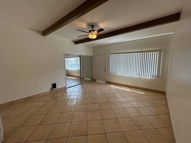 1702 Three Boys Apartments — Photo 5