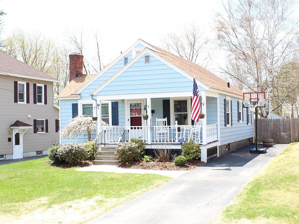 1st image of 19 Allengate Ave
