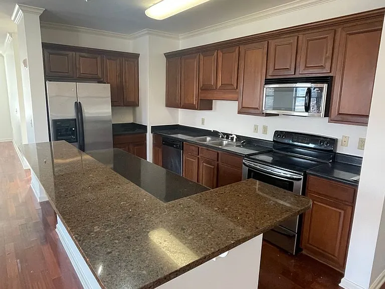 731 Litty Ct #203 — Photo 3