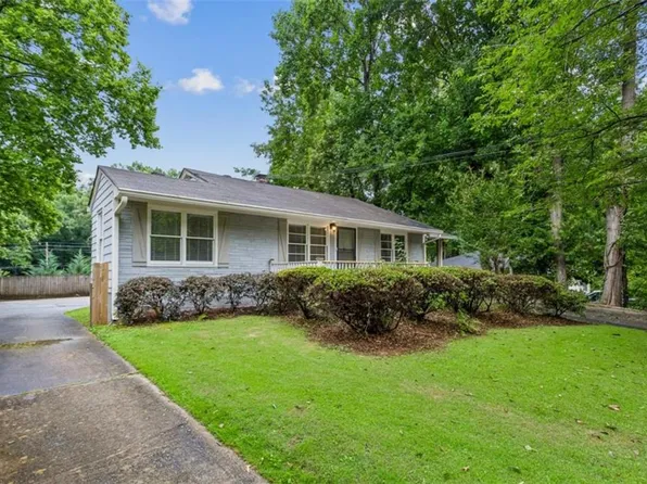 1910 La Dawn Ln NW, Atlanta, GA 30318