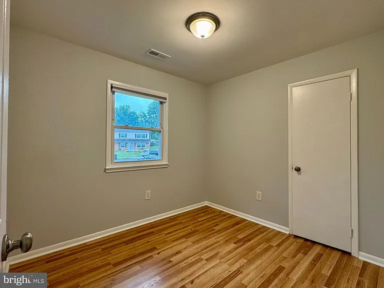 13203 Hampshire Ct — Photo 13