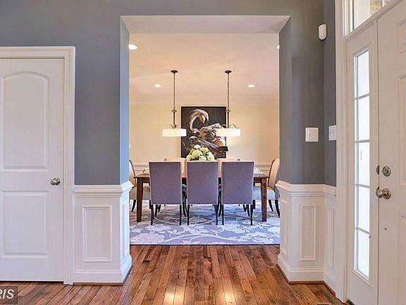 Foyer - Entrance Area