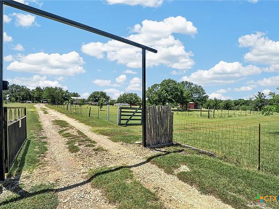 3rd image of 317 Rae Ln