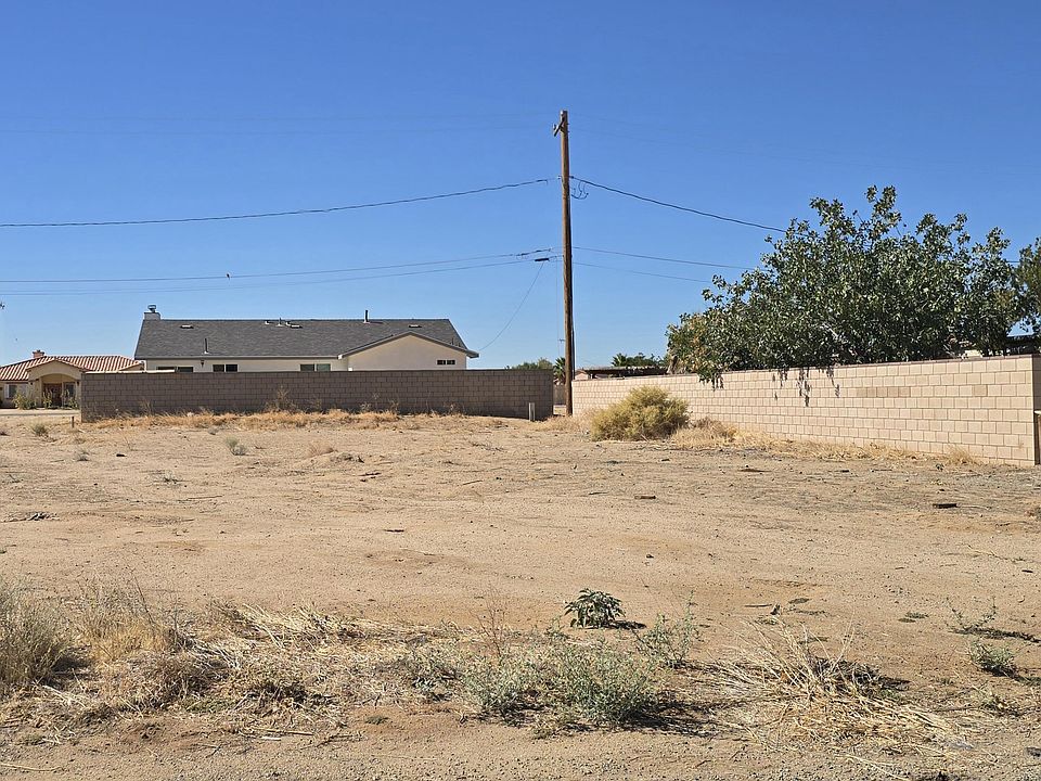 2nd image of 208-302-05 Margery Ave