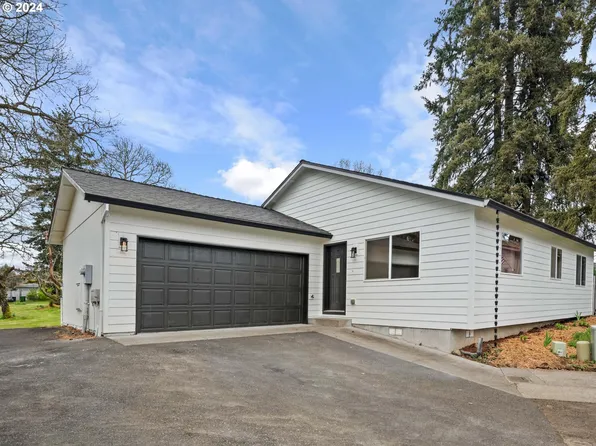 35560 Grassy Ln, Saint Helens, OR 97051