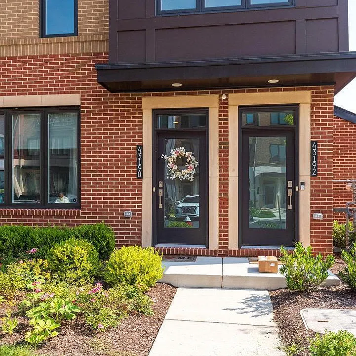 43190 Mongold Sq