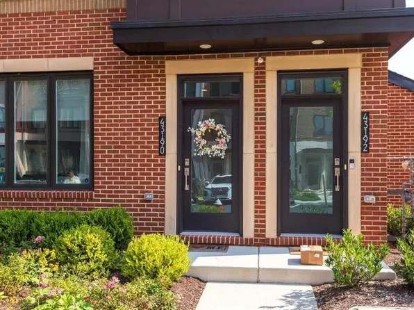 43190 Mongold Sq, Ashburn, VA 20148