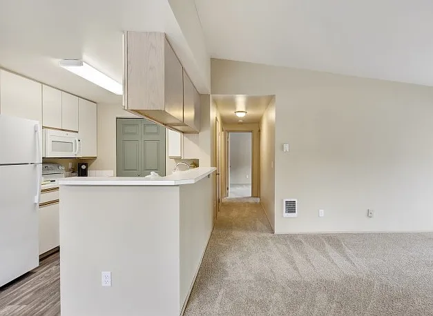 Maple Park Apartments — Photo 21
