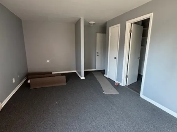 907 4th Ave, Sterling, IL