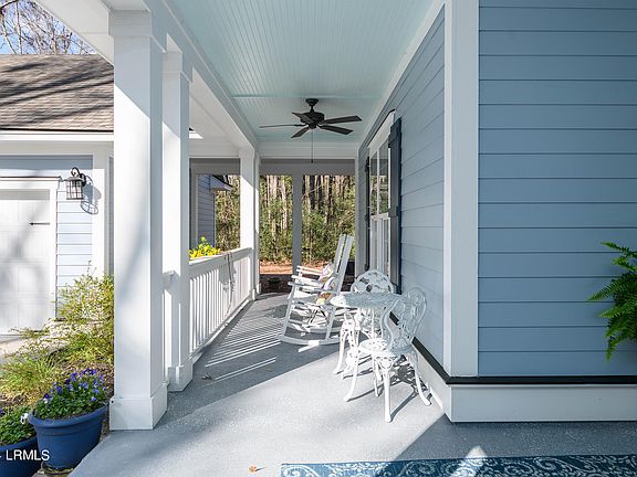 3rd image of 12 River Marsh Court