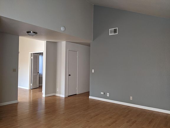 3rd image of 5364 Cheris Ct