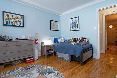 Rented by Rita S Citrin, LREB