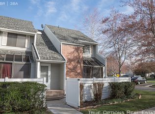 955 E Essex Court Way UNIT 8, Midvale, UT 84047