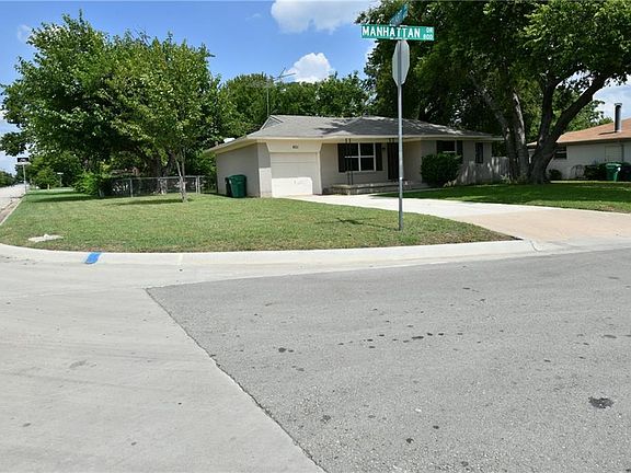 4th image of 801 Manhattan Dr