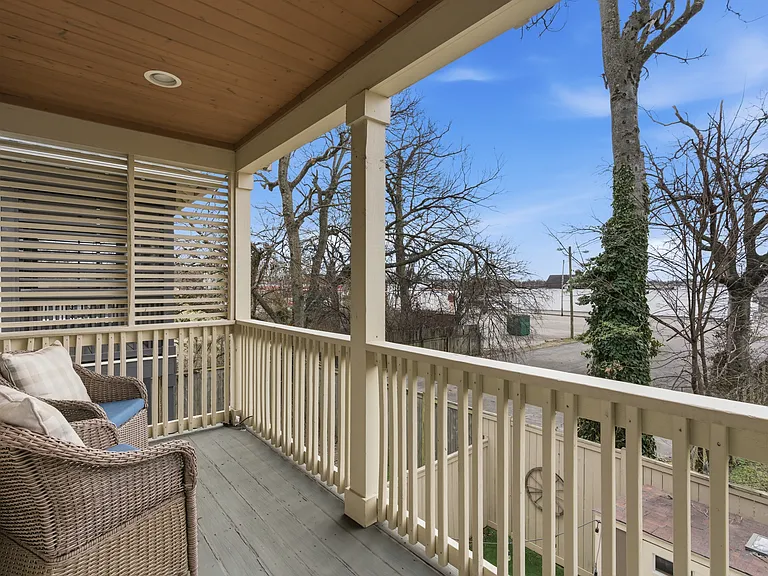 1034 Burchwood Ave — Photo 30