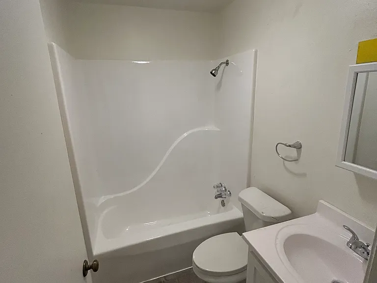 110 Chester Levee Rd #L — Photo 7