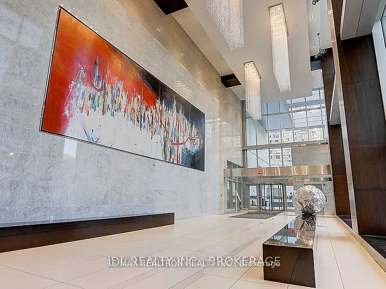 386 Yonge St #1112 — Photo 3