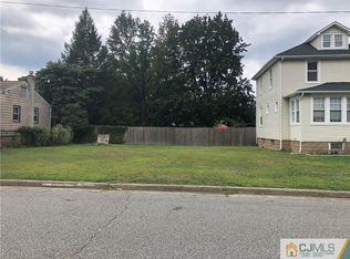 18 Norwood Pl, Edison, NJ 08817
