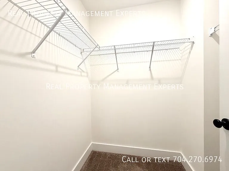 412 N Scruggs St — Photo 12
