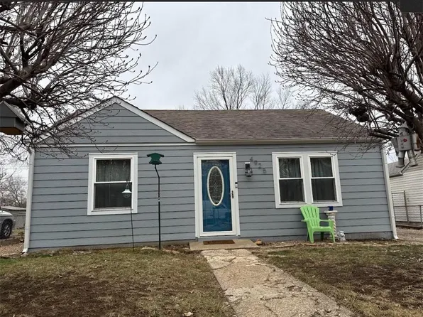 4925 Woodend Ave, Kansas City, KS 66106