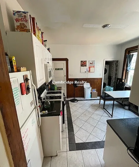 4 Litchfield St #2T — Photo 3