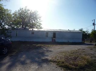 4022 Olvido Rd, Waxahachie, TX 75167