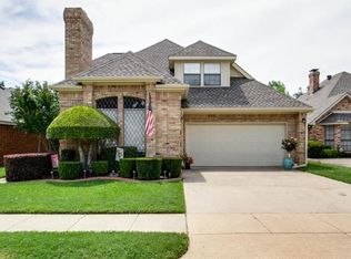 1105 Olde Towne Dr, Irving, TX 75061