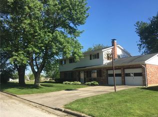 504 Walraven Ave, Wilmington, OH 45177