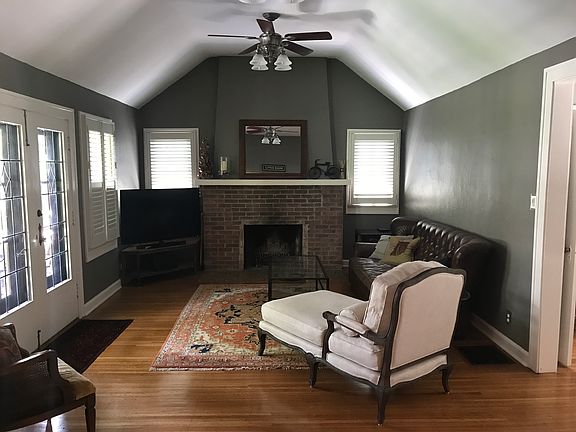 3rd image of 5750 N New Jersey St