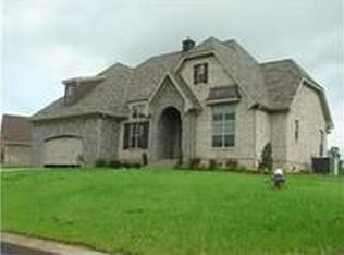 803 Savannah West Ct, Springfield, TN 37172