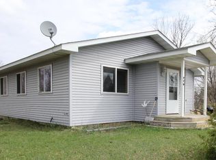 715 Minnesota Ave SW, Staples, MN 56479