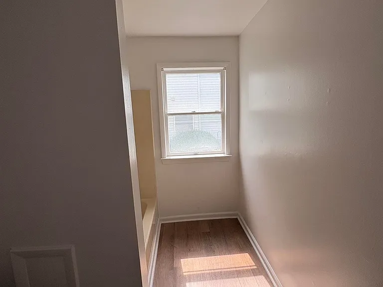 700 N Franklin Blvd #701 — Photo 6
