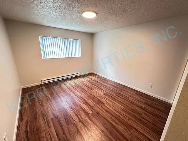 6498 Lowry Dr #5 — Photo 9