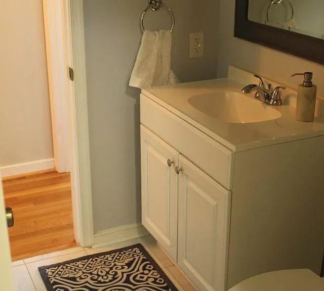 Woodlake Dr — Photo 24