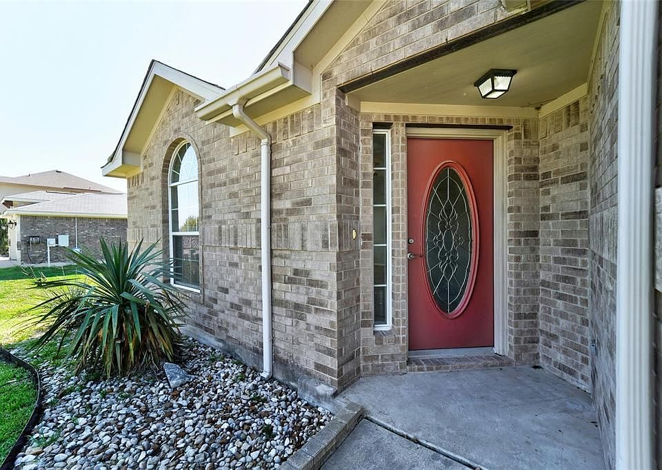 409 Richards Dr, Hutto, TX 78634 Zillow