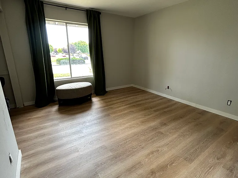 611 Melrose Dr #1 — Photo 9