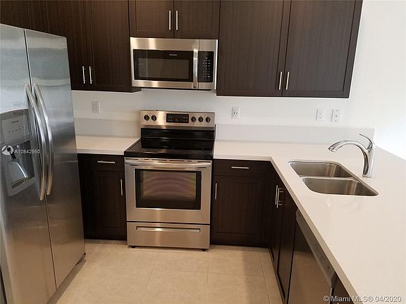 3rd image of 5990 Mustang Manor Dr